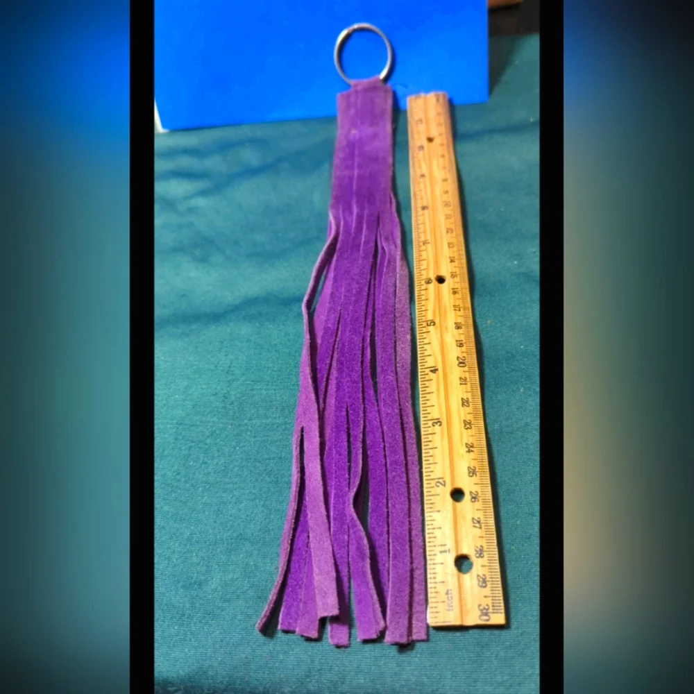 Vintage Long Purple Fringe Suede Leather Key Ring RACING 🏁 Flags Emblem 13